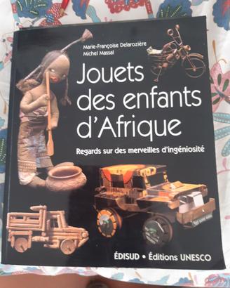 les jouets des enfants d'Afrique
