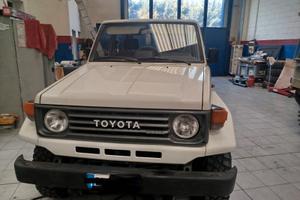 toyota HZJ7OLV 4.2