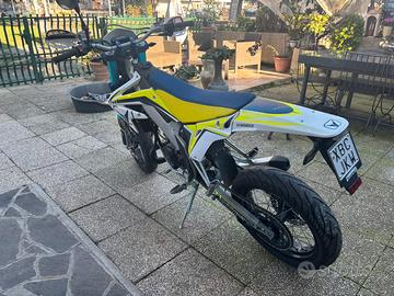 Moto 50 motard