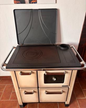 Cucina a legna con forno Dal Zotto!!