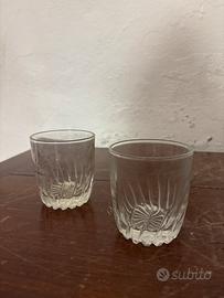 Set 2 Bicchieri Bassi in Vetro Lavorato
