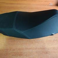 SELLA PEUGEOT TWEET 2023 IN POI