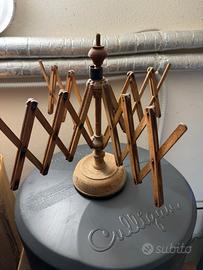 Arcolaio antico in legno