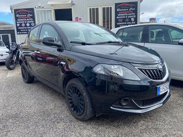 Lancia Ypsilon 1.0 FireFly 5 porte S&S Hybrid Ecoc