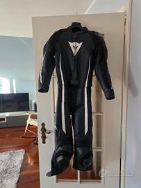 TUTA DAINESE IN PELLE DIVISIBILE TAGLIA 42