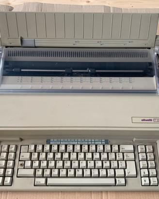Macchina da scrivere Olivetti ET 2250