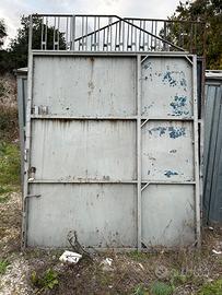 cancello in ferro a due ante