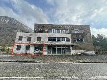 Immobile in asta di 3625 m² con più di 5 locali a 