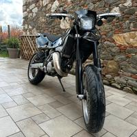 Husqvarna motard 125