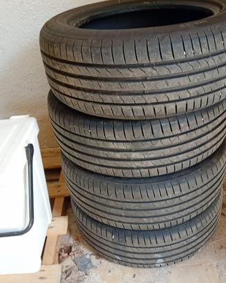 4 Gomme 225/55/R17