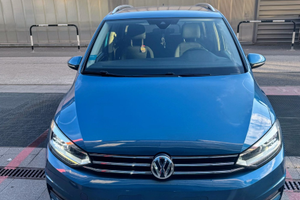 ? Volkswagen Touran 2.0 TDI DSG 150CV Highline -