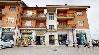 Immobile di 97 m² con 1 locale a Rieti