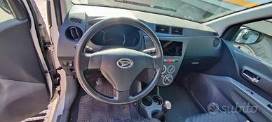 DAIHATSU CUORE 2010 STERZO