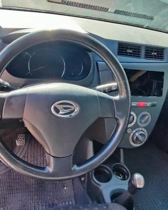DAIHATSU CUORE 2010 STERZO