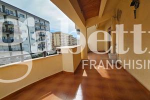 Bagheria luminoso 4 vani con terrazzo 12 mq