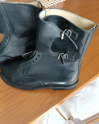 Anfibi vintage E.I. nuovi