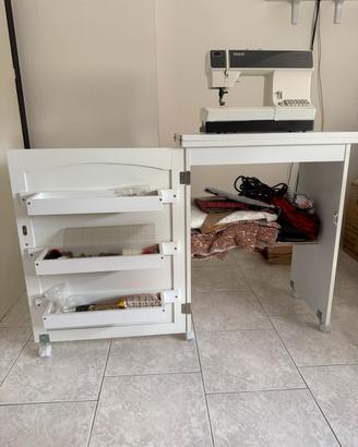PFAFF Select 3.2 con mobiletto da cucito