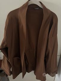 Completo tessuto tecnico , stile giapponese, caffè