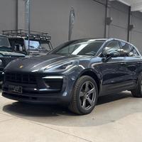 PORSCHE Macan 2.0