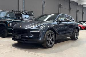 PORSCHE Macan 2.0