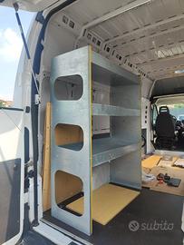Scaffalatura professionale in acciaio zincato