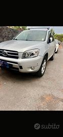 Toyota Rav 4 suv fuoristrada 4 x 4