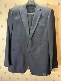 Vestiti uomo classici interi svariati colori