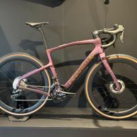 Pinarello Grevil F7 mis 530