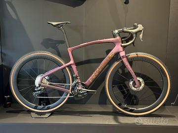 Pinarello Grevil F7 mis 530