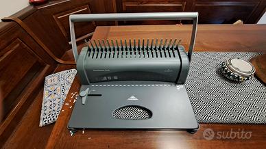Rilegatrice ad anelli formato A4