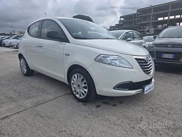 Lancia Ypsilon 1.2 69 CV 5 porte Gold