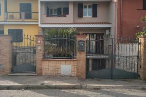 deliziosa villetta a schiera  con giardino 