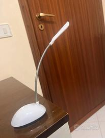 Lampada da scrivania perfetta per studio e lavoro