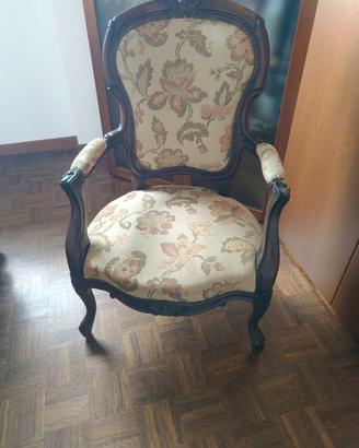 Due poltroncine stile francese per camera da letto