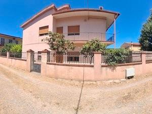 Porzione in Villa Via Carso