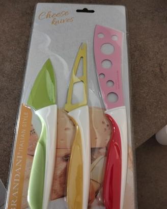 set coltelli per formaggi 