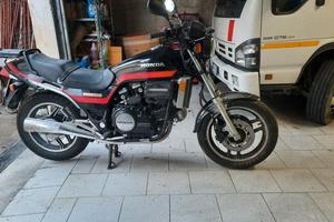 Honda CB 750 Four - 1982