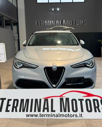 Alfa Romeo Stelvio 2.2 Turbodiesel 190 CV AT8 RWD 
