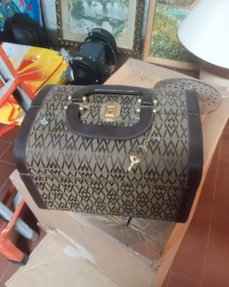 Trus Vintage 