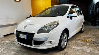 RENAULT Scenic 1.5 dCi 110CV Dynamique