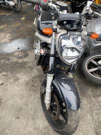 Stock ricambi Yamaha FZ6