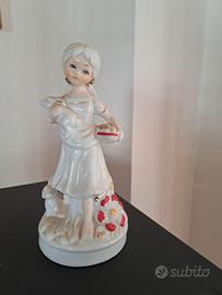 soprammobile in ceramica