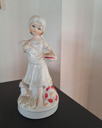 soprammobile in ceramica