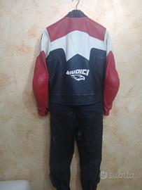 Tuta in pelle moto 