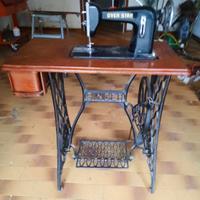 Mobiletto vintage / Macchina da cucire Singer