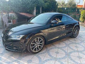 AUDI TT 2.0 TDI Advanced Plus Quattro S-LINE