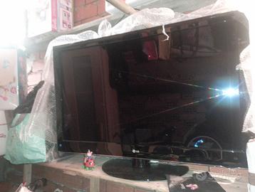 TV Led 47 pollici
