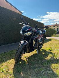 Triumph Street Triple 765 R 2021
