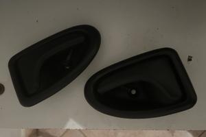 Maniglie interne modello Renault clio 2 serie.2001