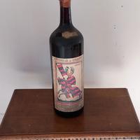 bottiglione di vino vintage 1982
